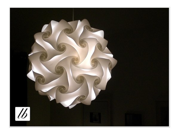 Puzzle Lampe aus 40 Elementen Größe L mit normaler Glühlampe\\n\\n24.01.2010 00:58